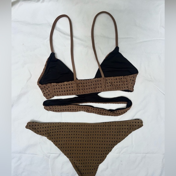 Acacia Mesh Set in Beach Babe (Haku, Waikoloa) - Picture 3 of 7